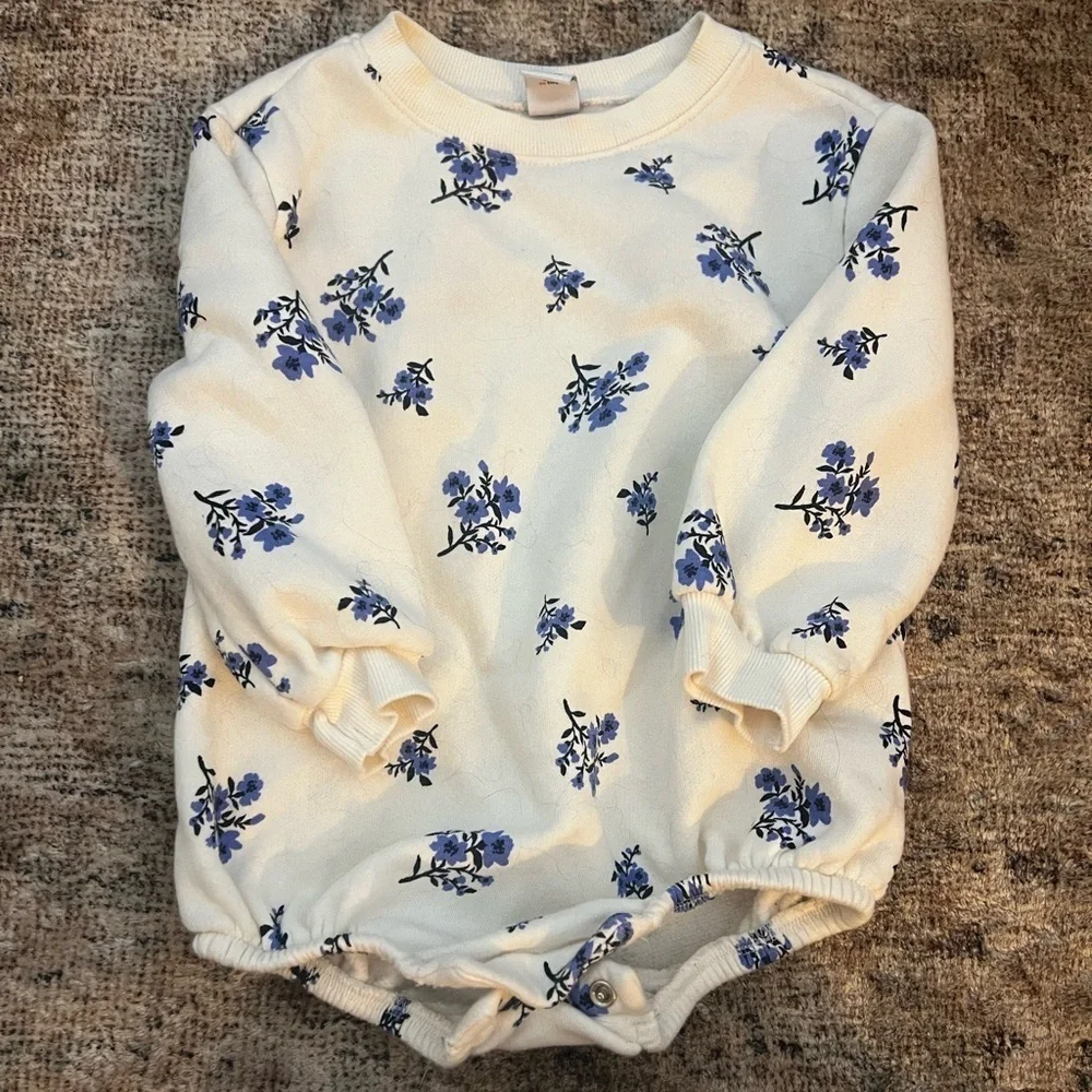 Old Navy 18-24 Month Sweatshirt Floral Onesie